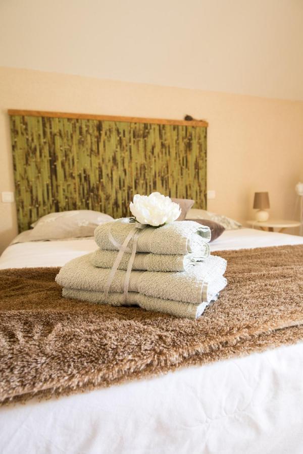 Bed and Breakfast Rive Gauche Mazé Exterior foto